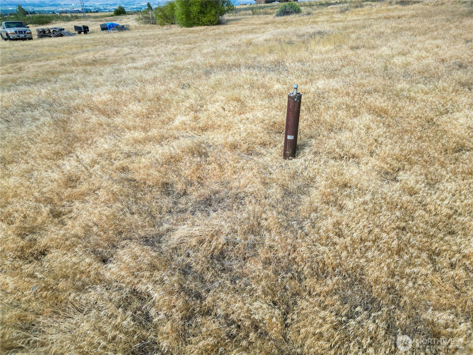 1107 Saddlerock Drive Property Photo 4
