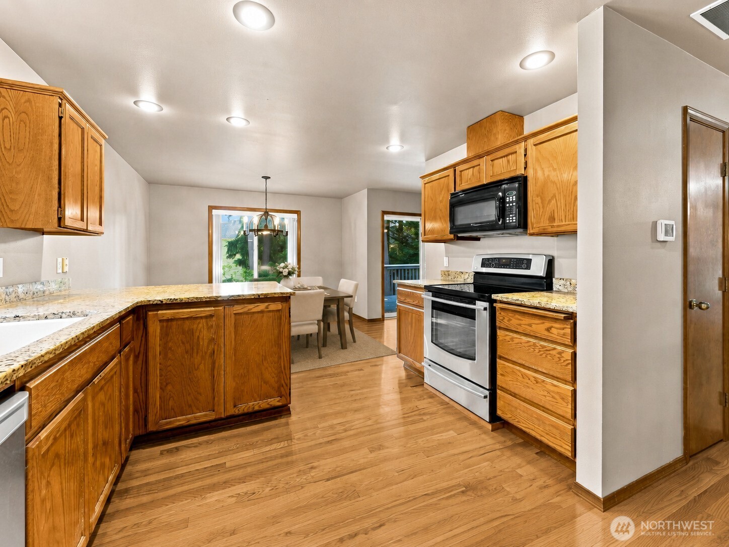 17222 92nd Avenue Property Photo 11