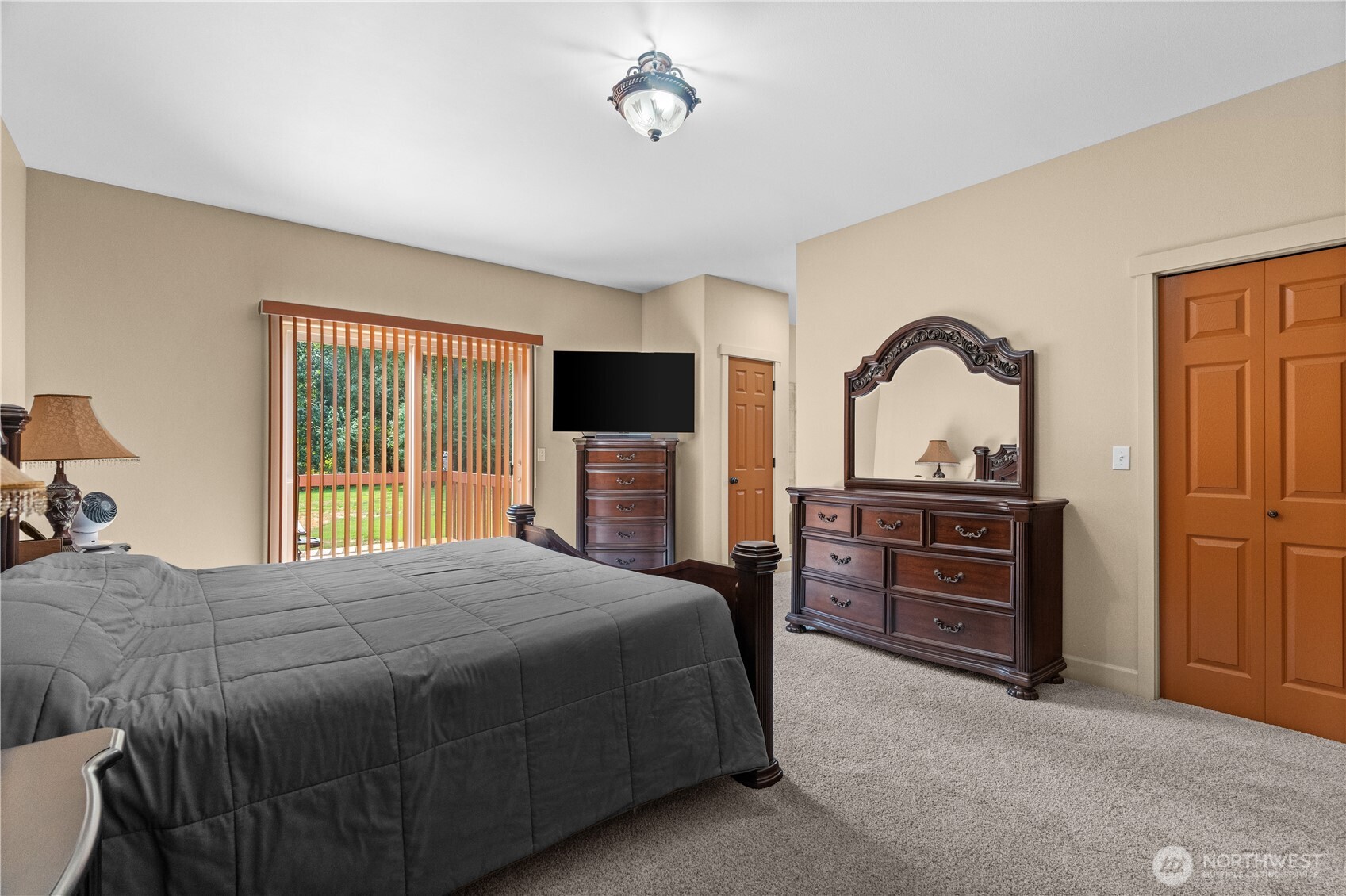 40 Carson Avenue Property Photo 18