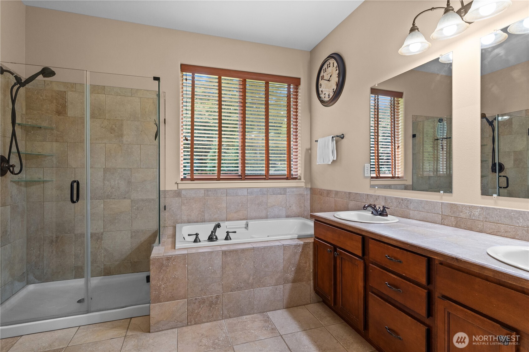 40 Carson Avenue Property Photo 22