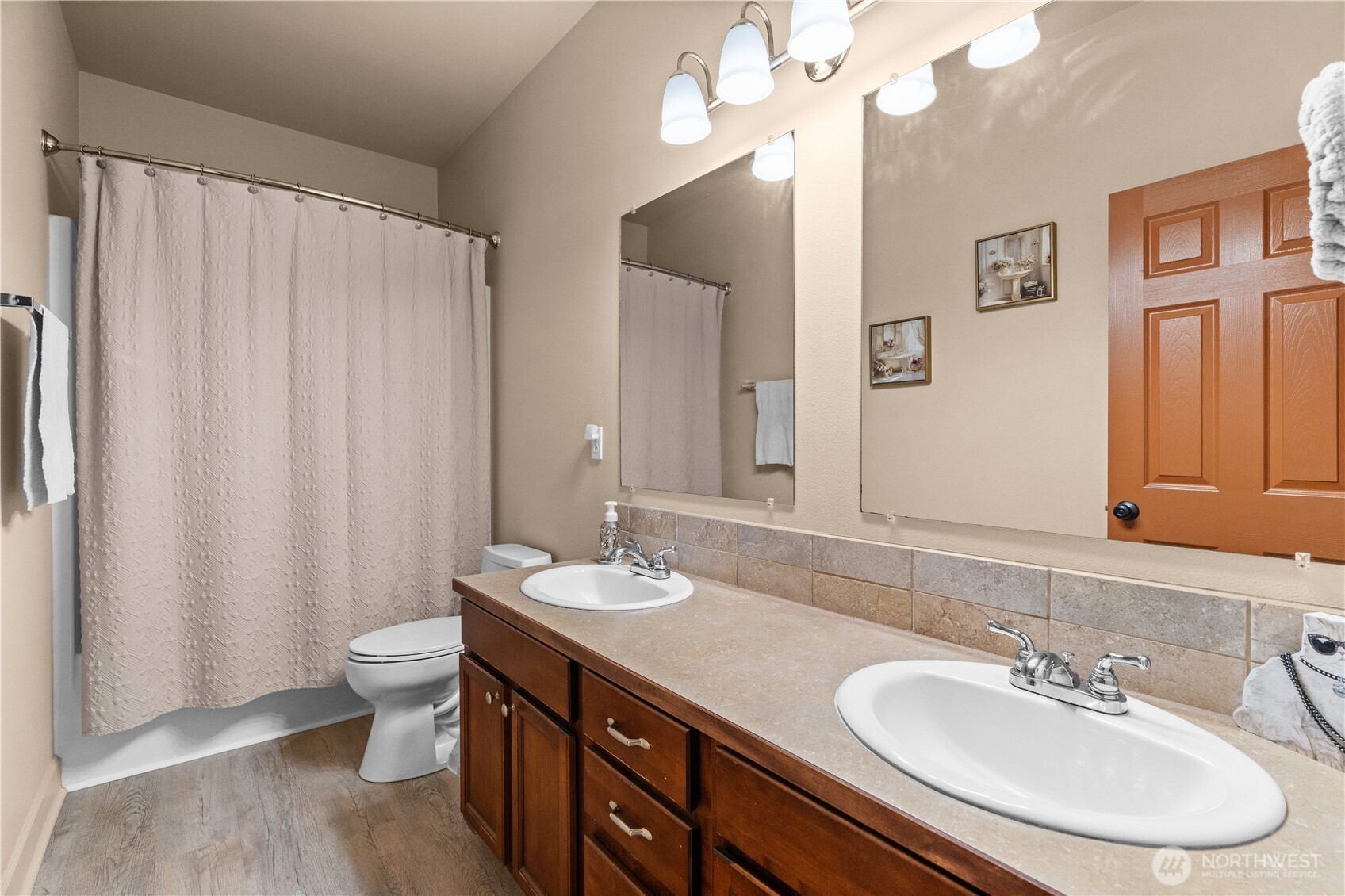 40 Carson Avenue Property Photo 29