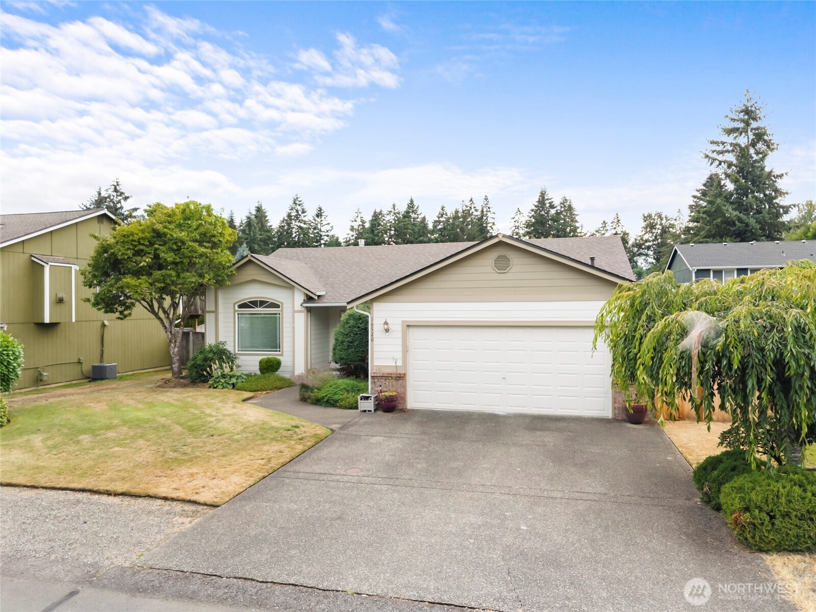 16520 85th Avenue Ct Property Photo 3