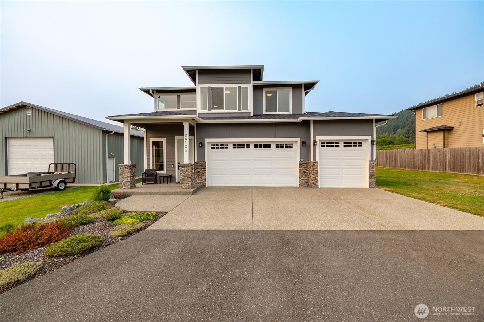 24105 Mangat Property Photo 3
