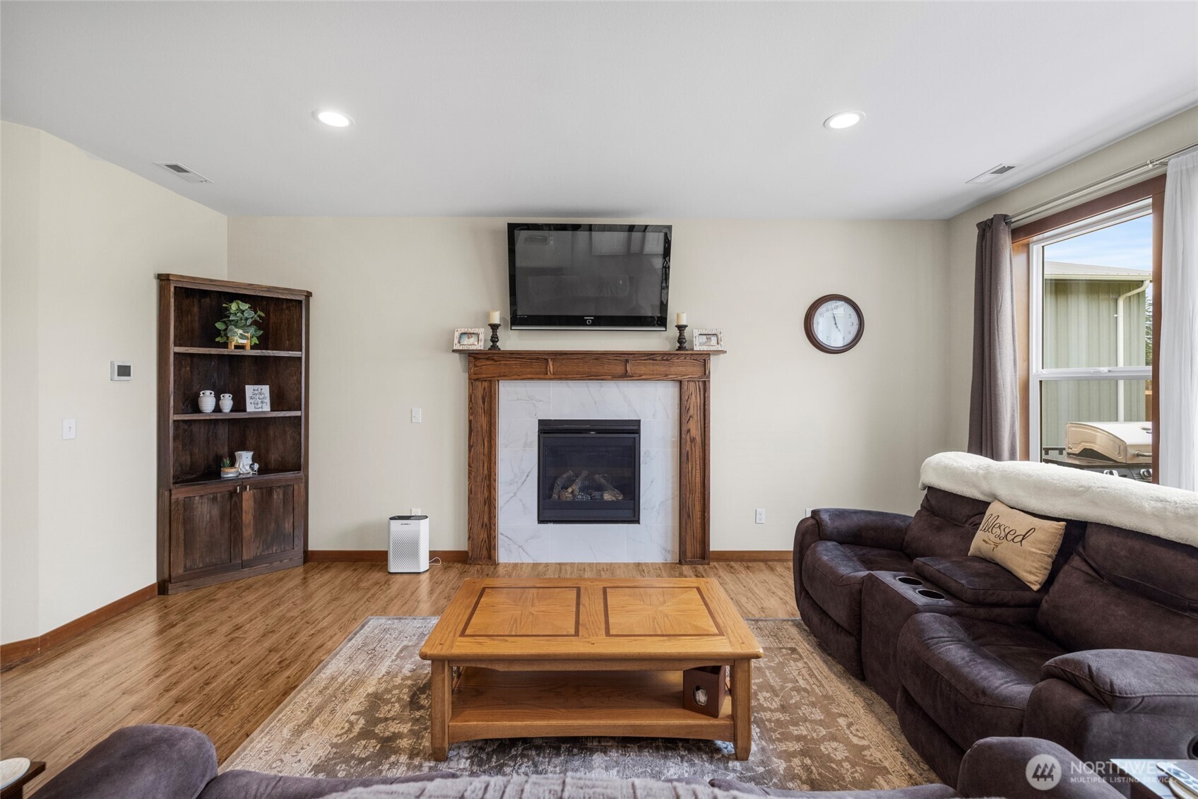 24105 Mangat Property Photo 7