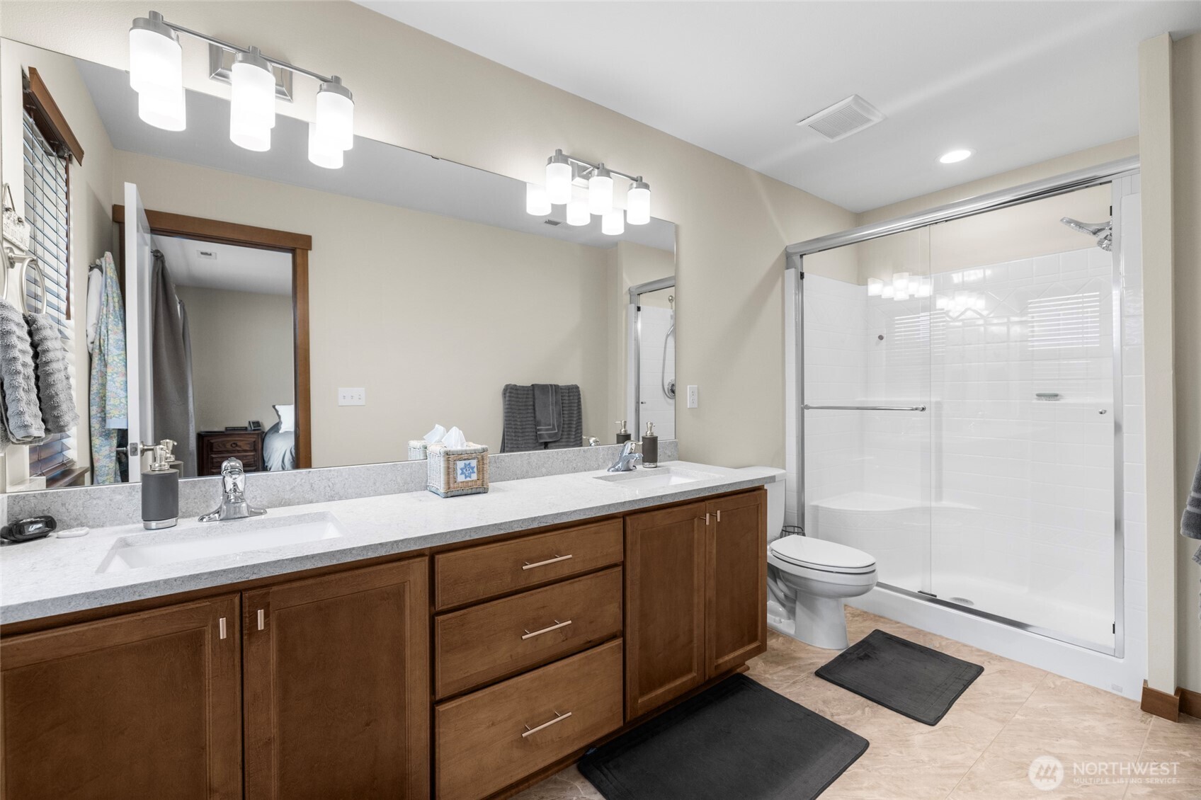 24105 Mangat Property Photo 17