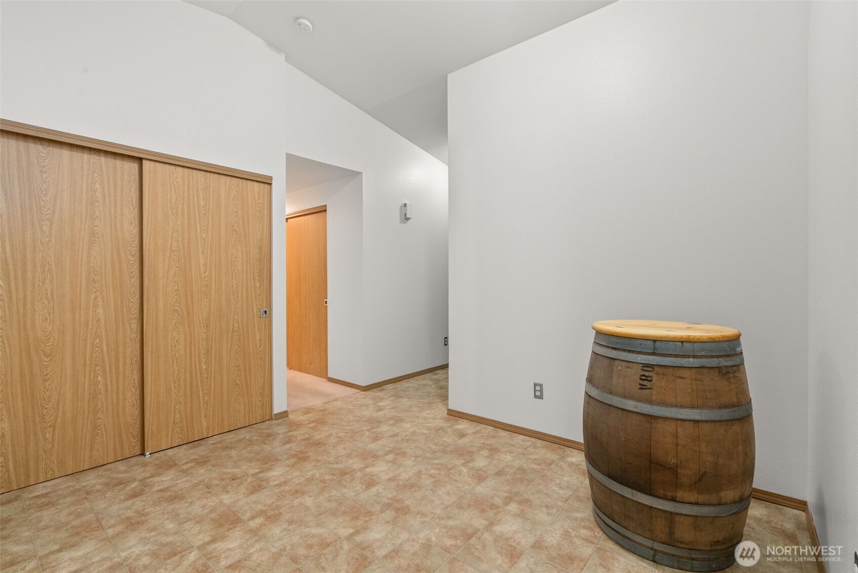 220 E Moore Lane Property Photo 16