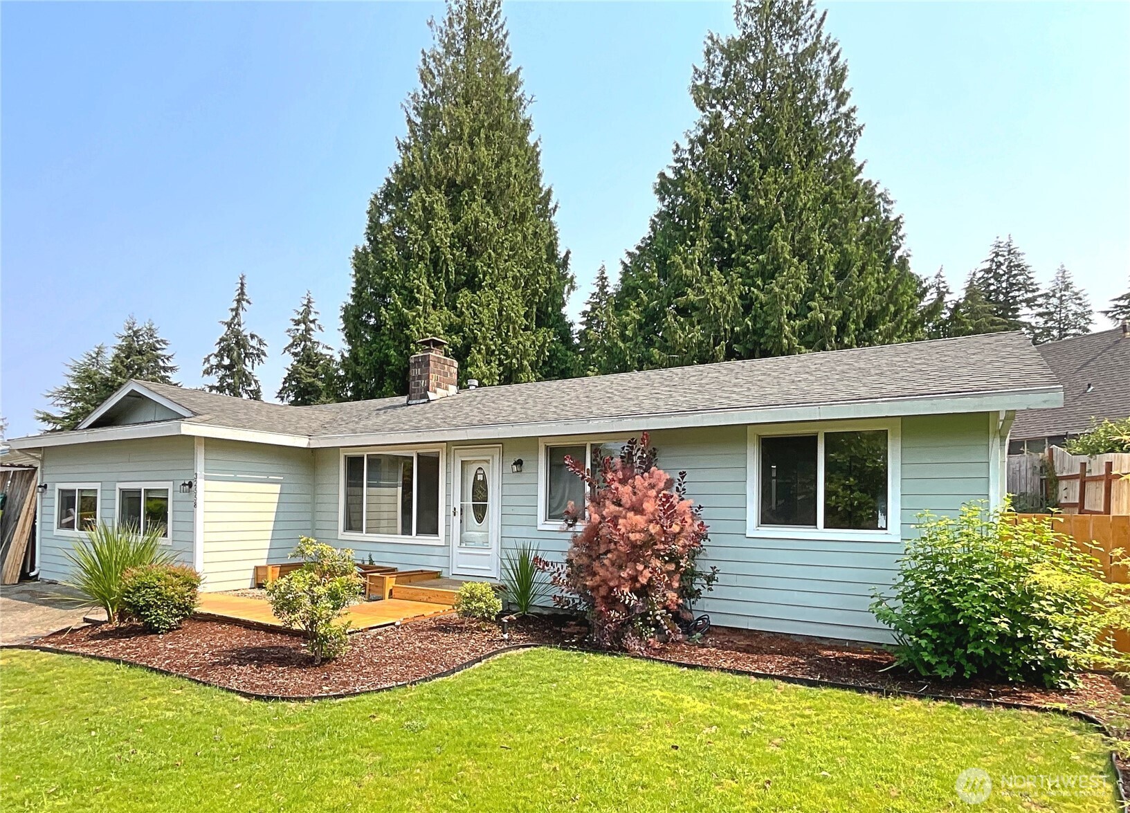 32558 7th Place Property Photo 2