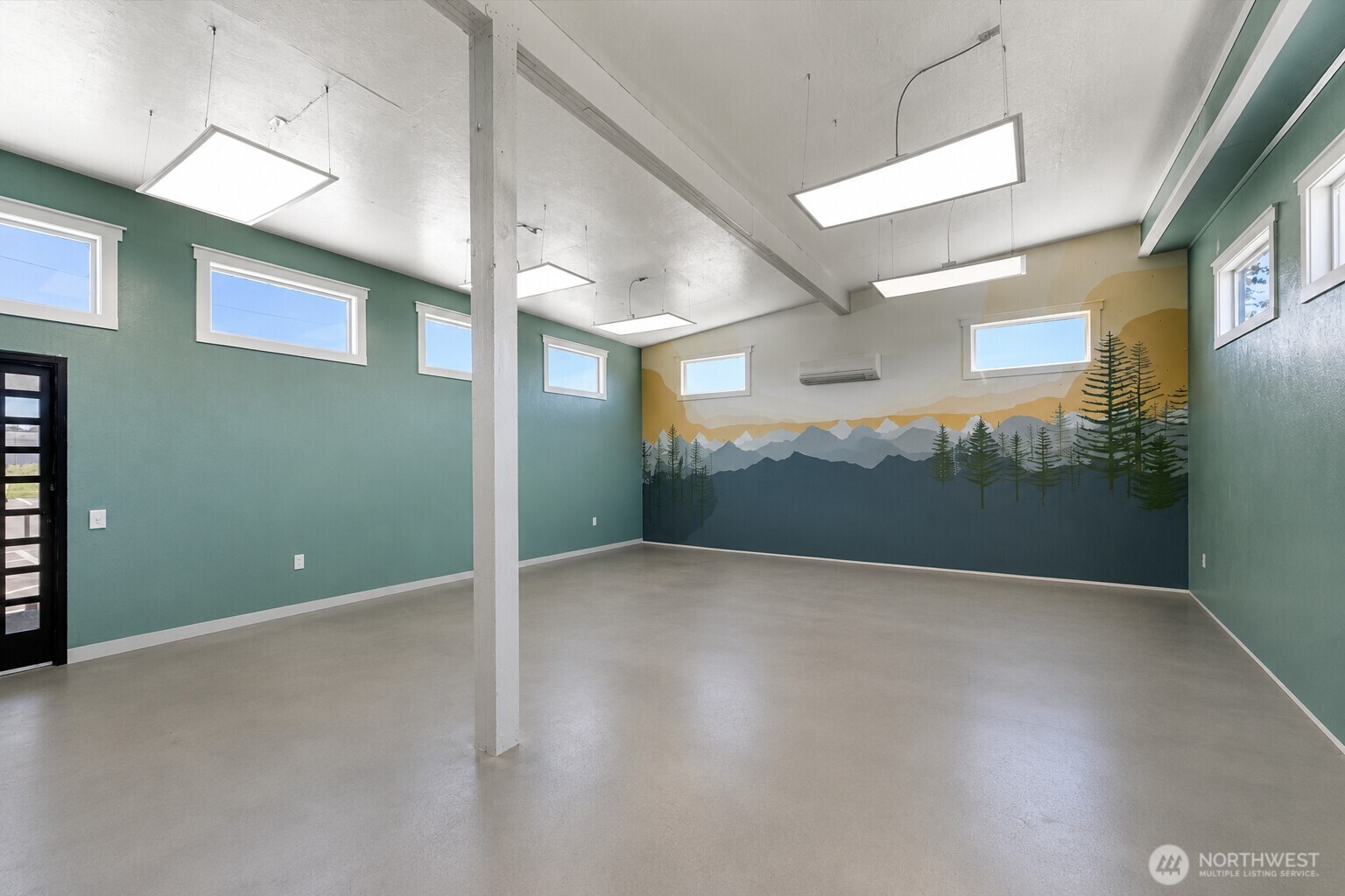 2546 State Route 101 Property Photo 5