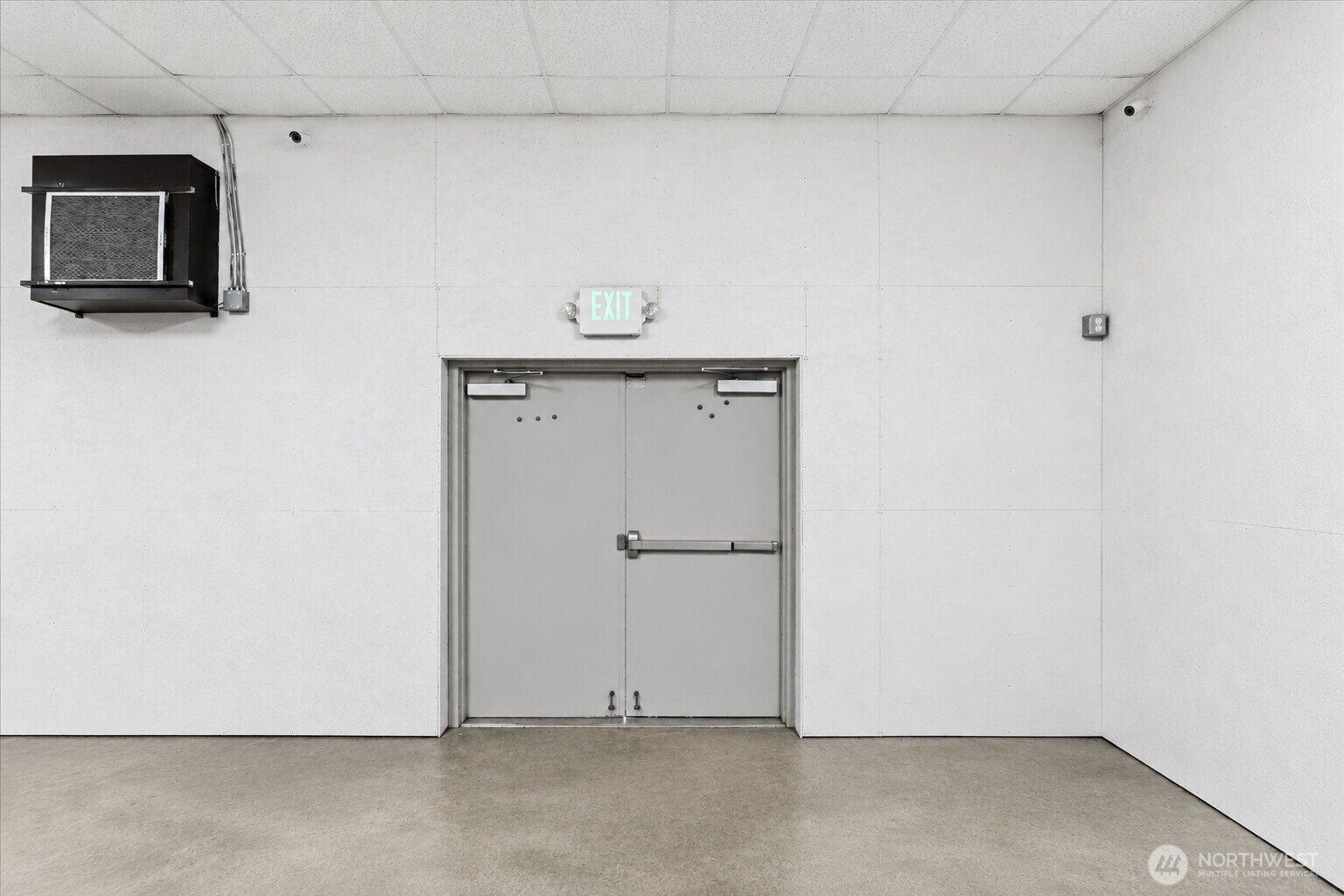 2546 State Route 101 Property Photo 17