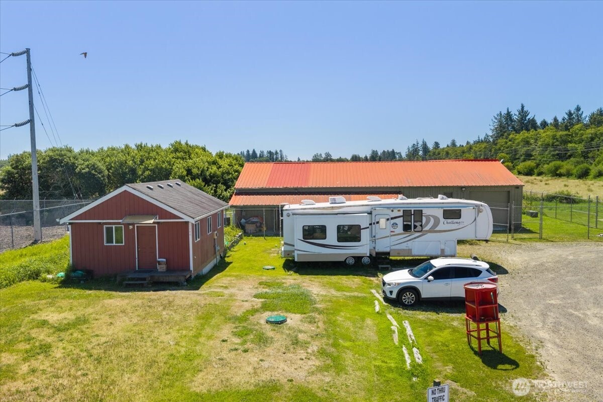 2546 State Route 101 Property Photo 19