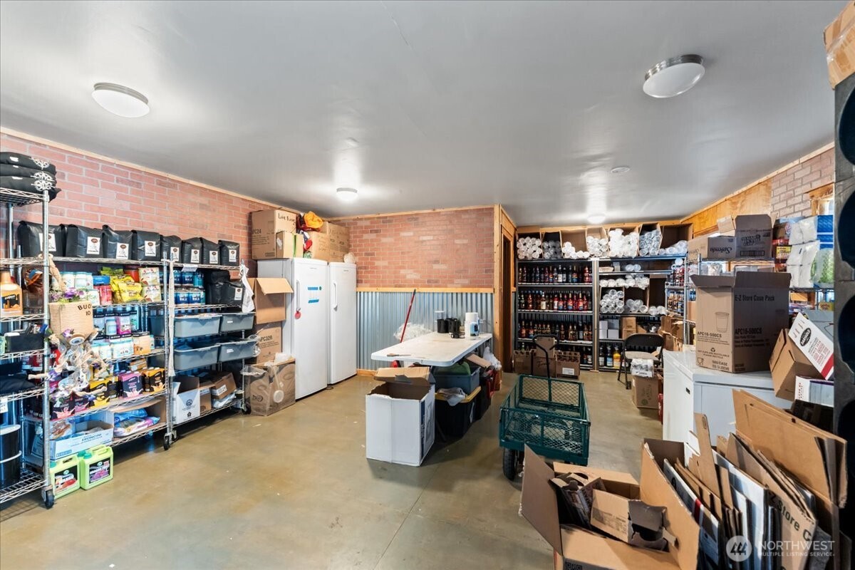 2546 State Route 101 Property Photo 21