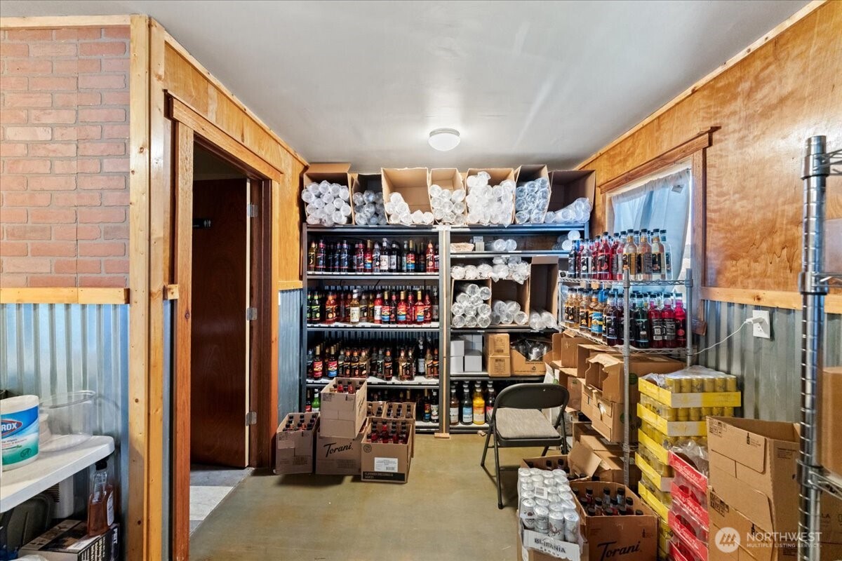2546 State Route 101 Property Photo 23