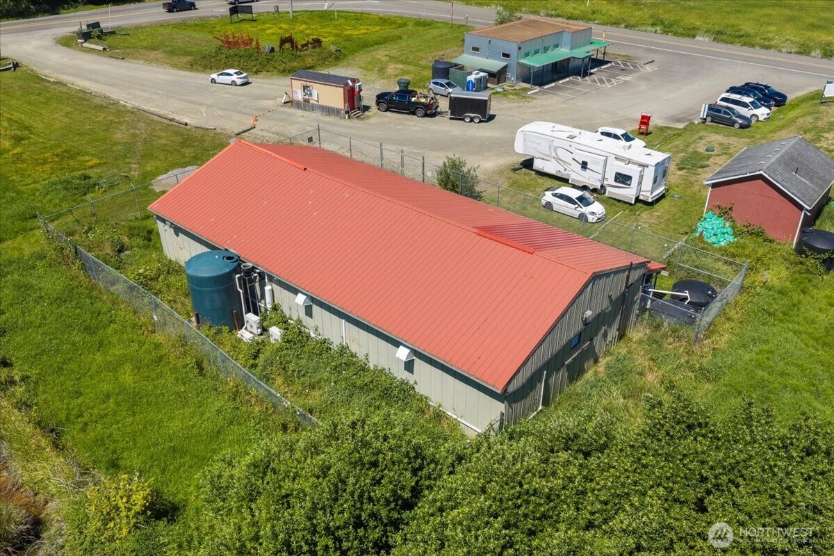 2546 State Route 101 Property Photo 27