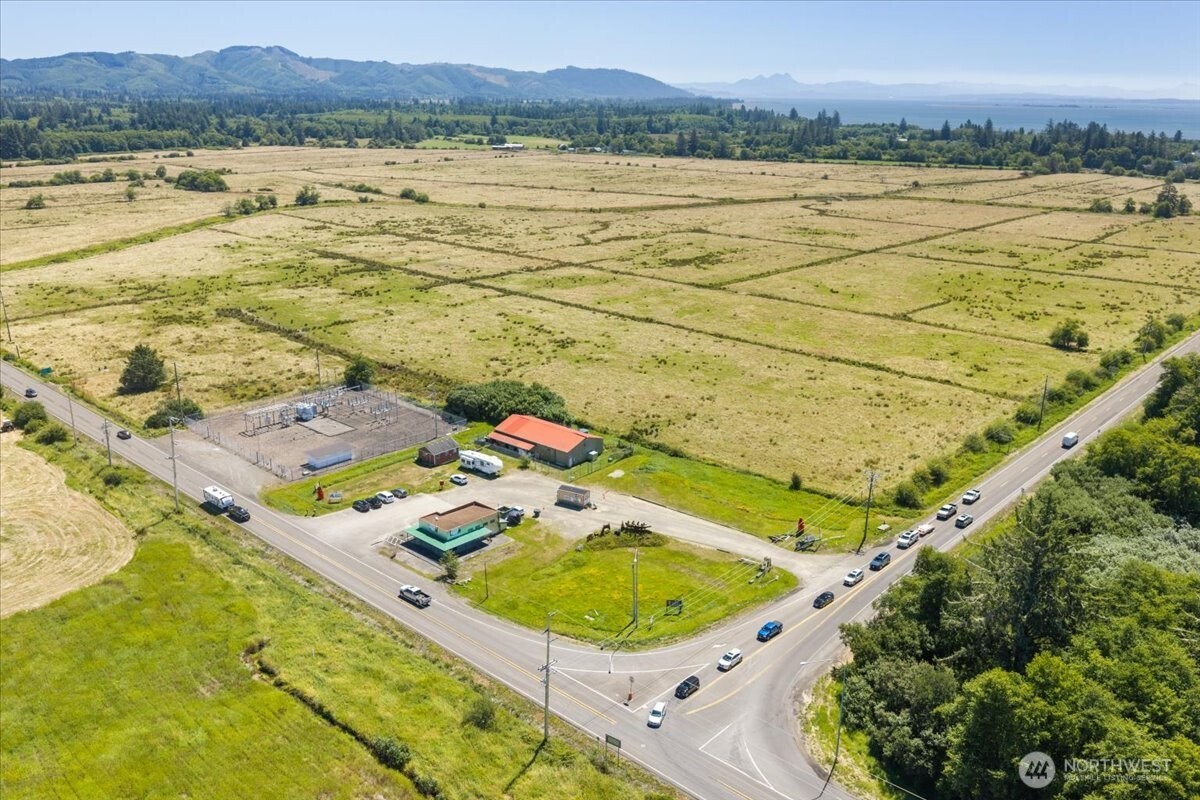 2546 State Route 101 Property Photo 31
