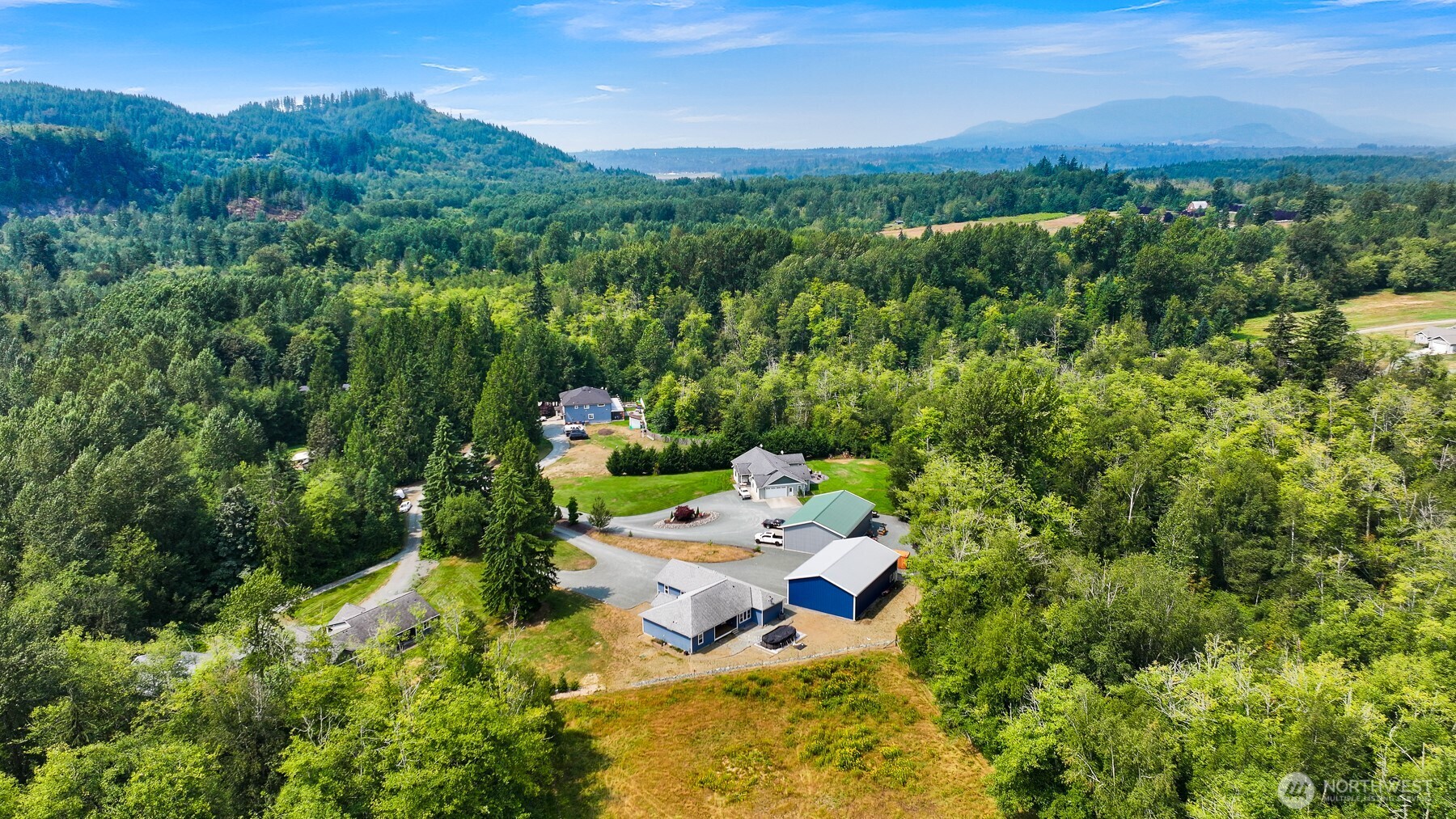6705 Thomas Creek Drive Property Photo 3