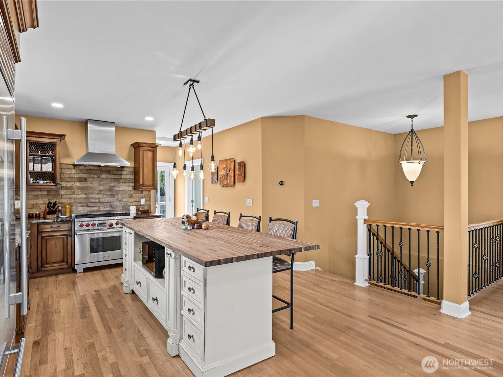 15820 12th Avenue Property Photo 16