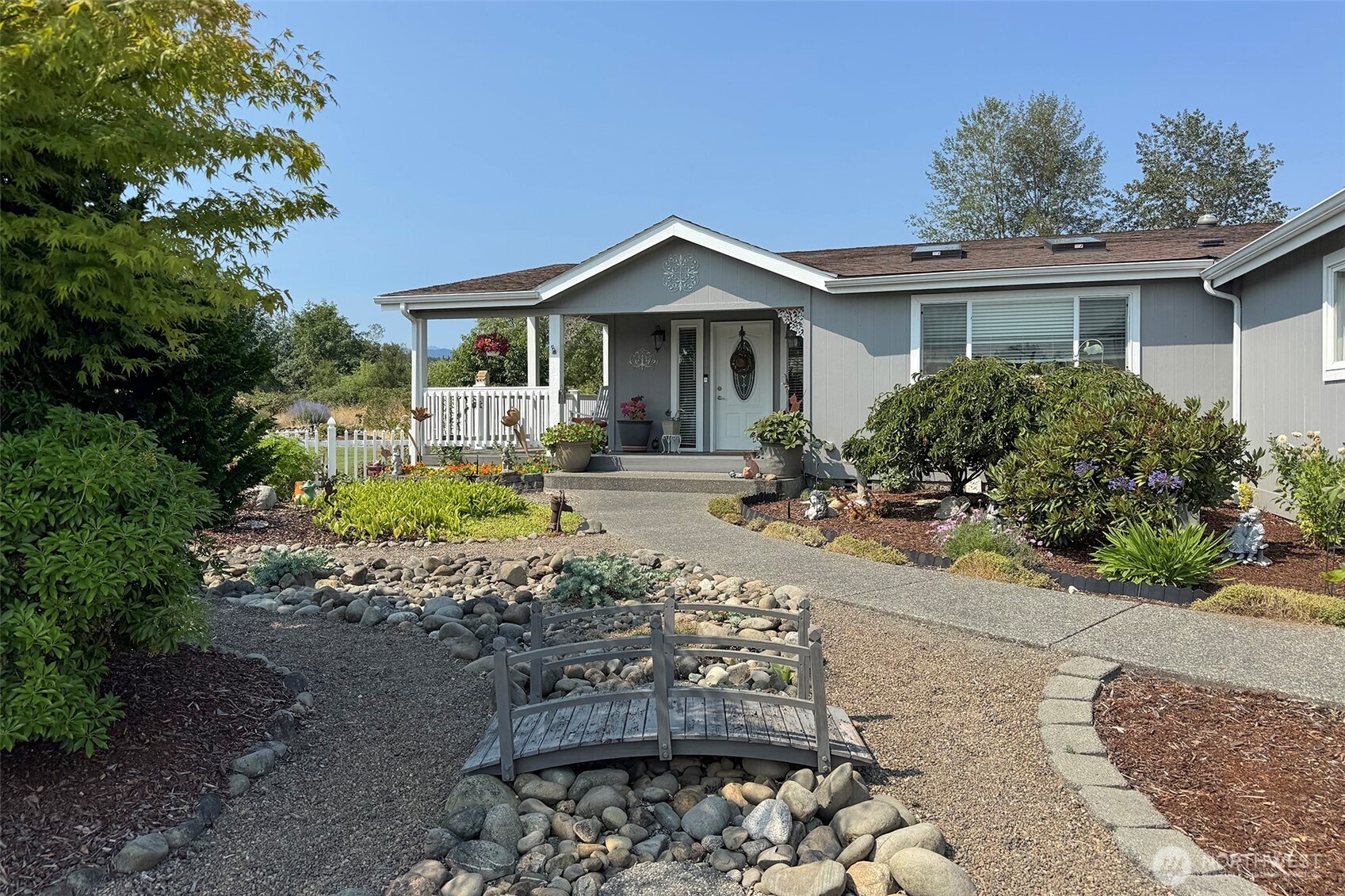201 Winterhawk Street Property Photo 6