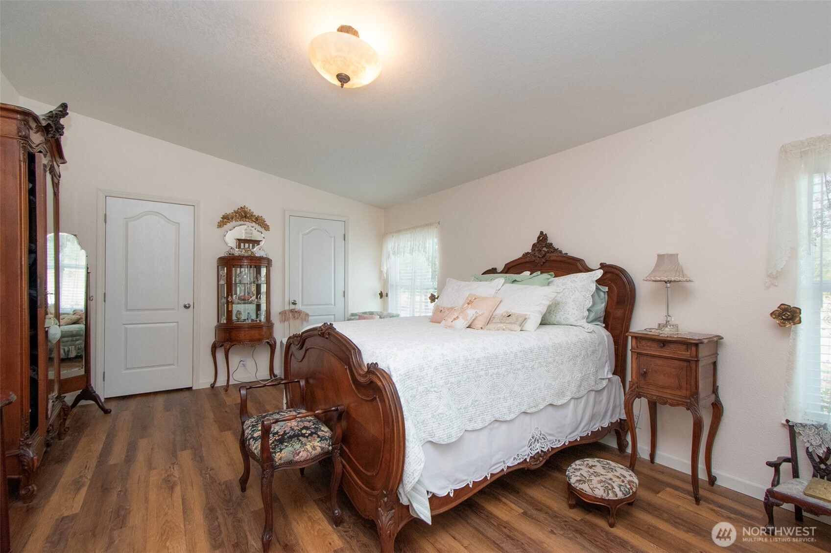 201 Winterhawk Street Property Photo 25