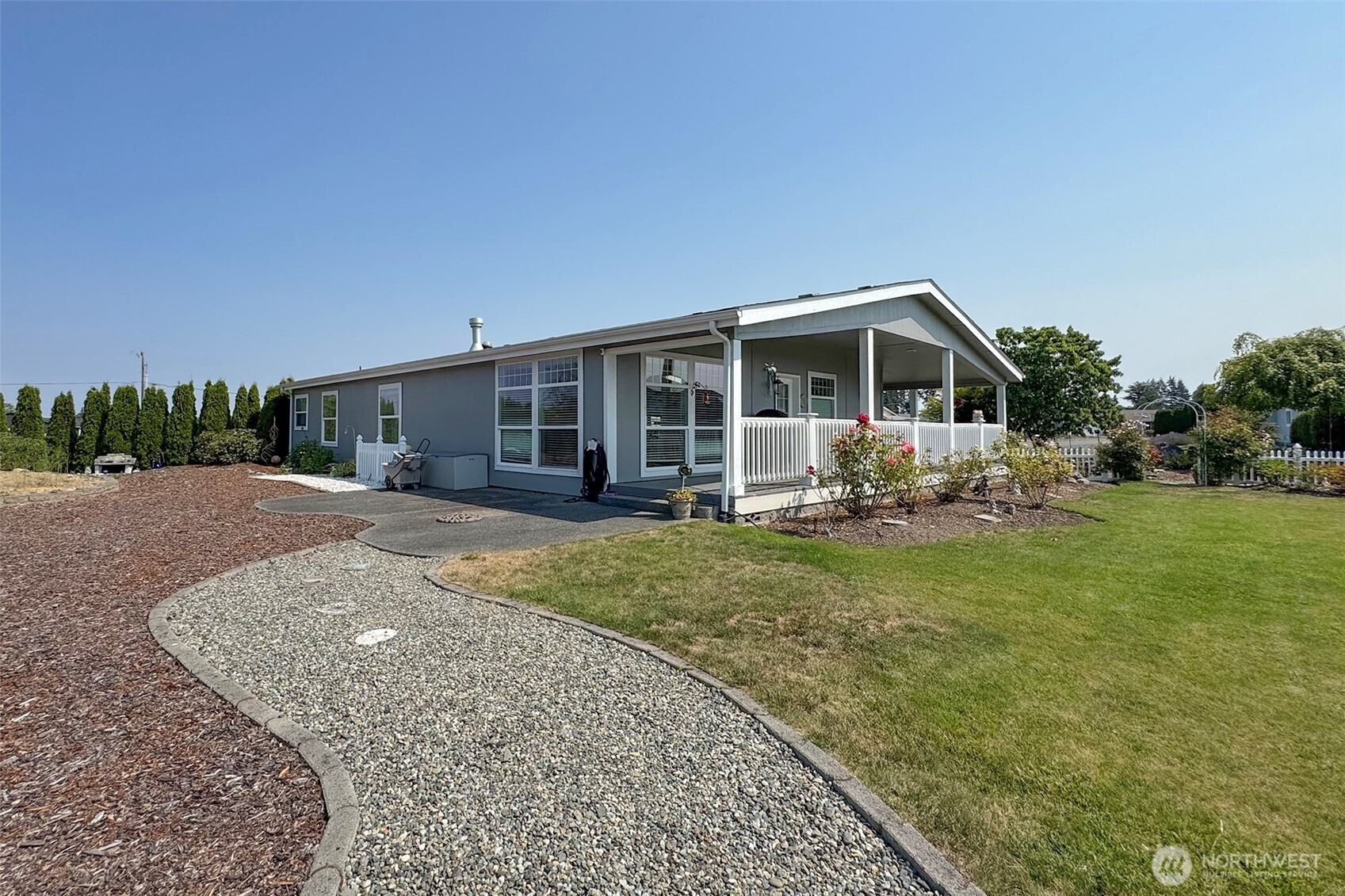 201 Winterhawk Street Property Photo 35
