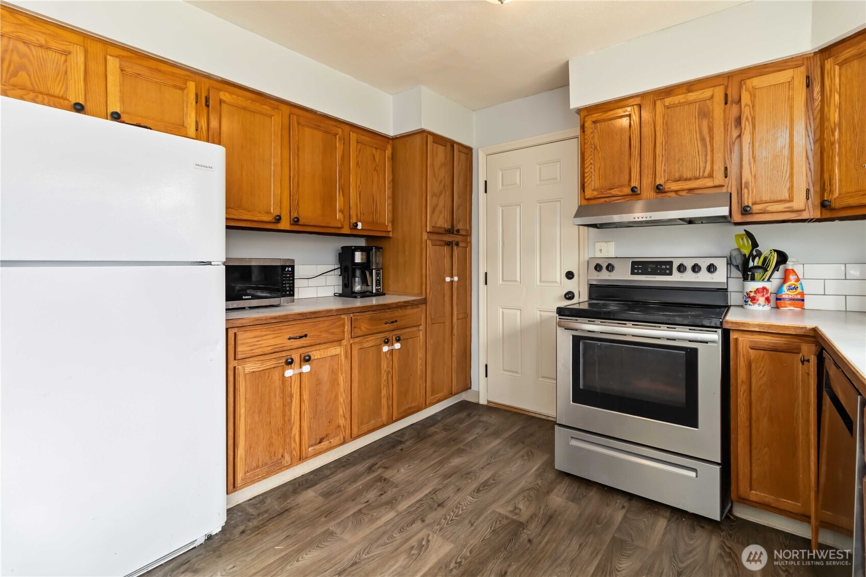 109 Merritt Drive Property Photo 10