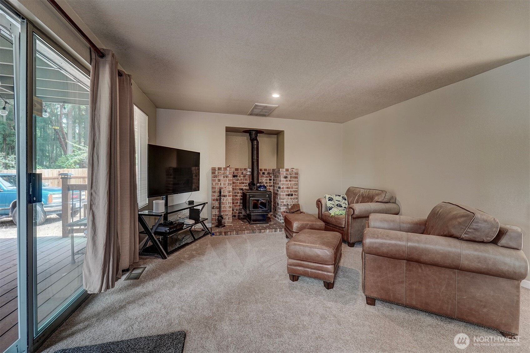 1596 Nw Duesenberg Court Property Photo 15