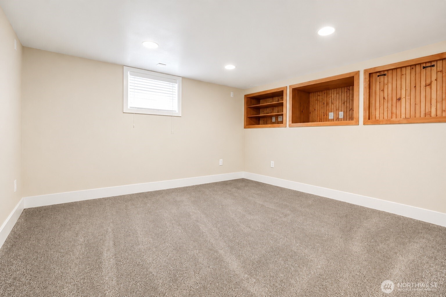 3528 Hoyt Avenue Property Photo 18