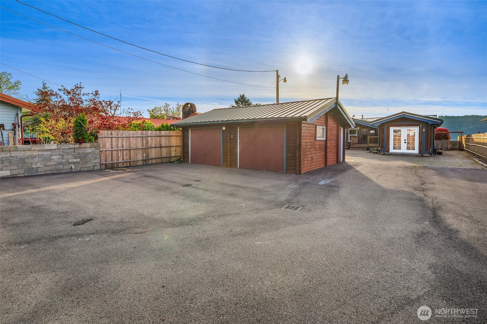 26190 N Highway 101 Property Photo 4