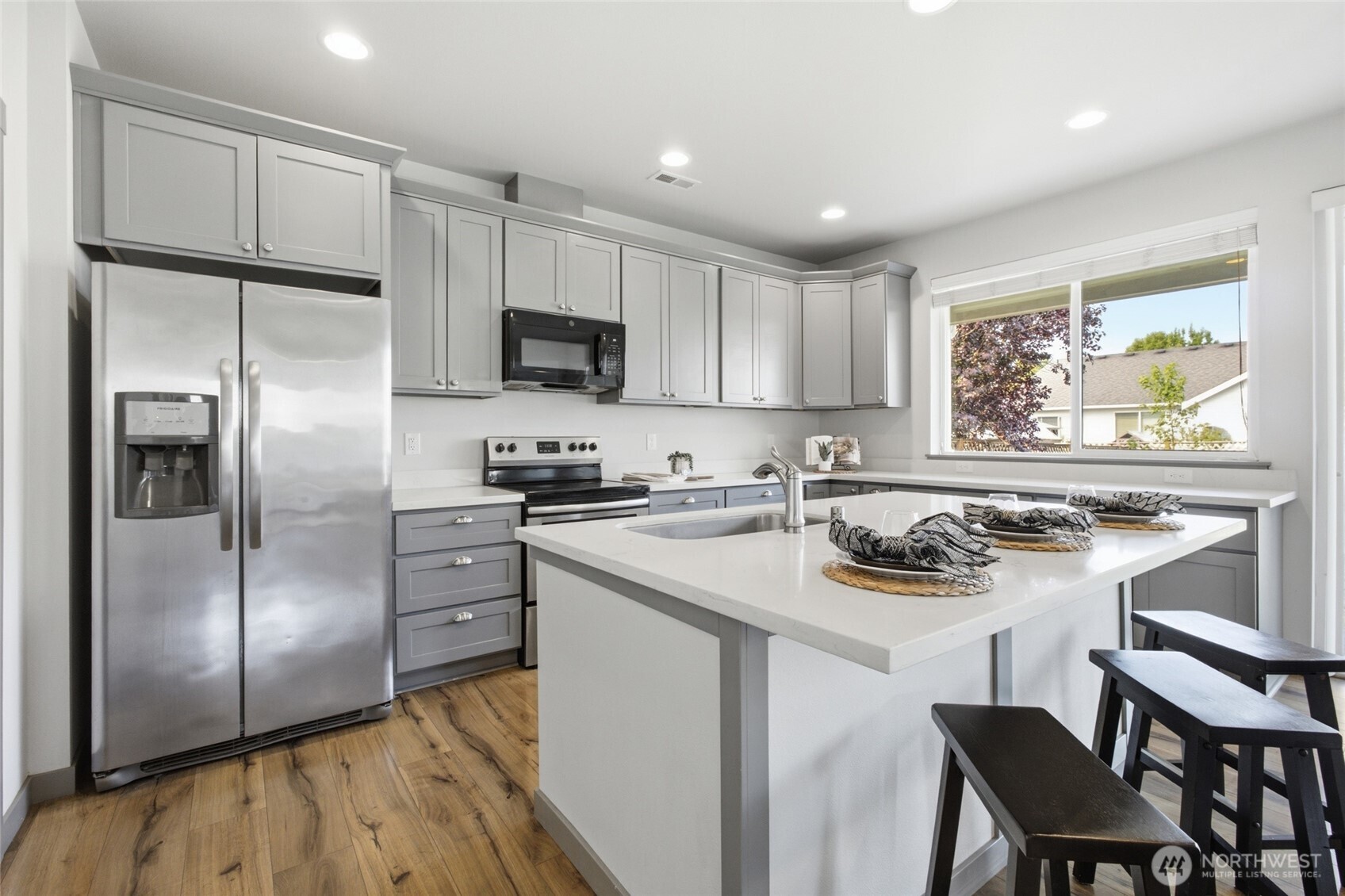 5511 Parquet Way Property Photo 8