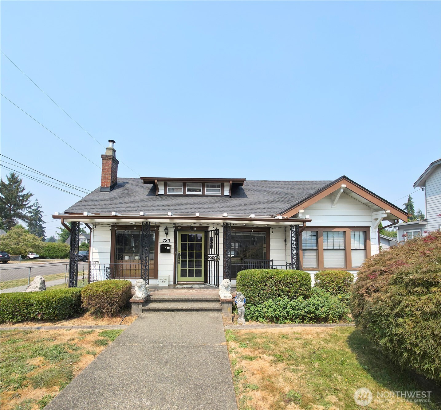 723 5th Avenue Property Photo 1