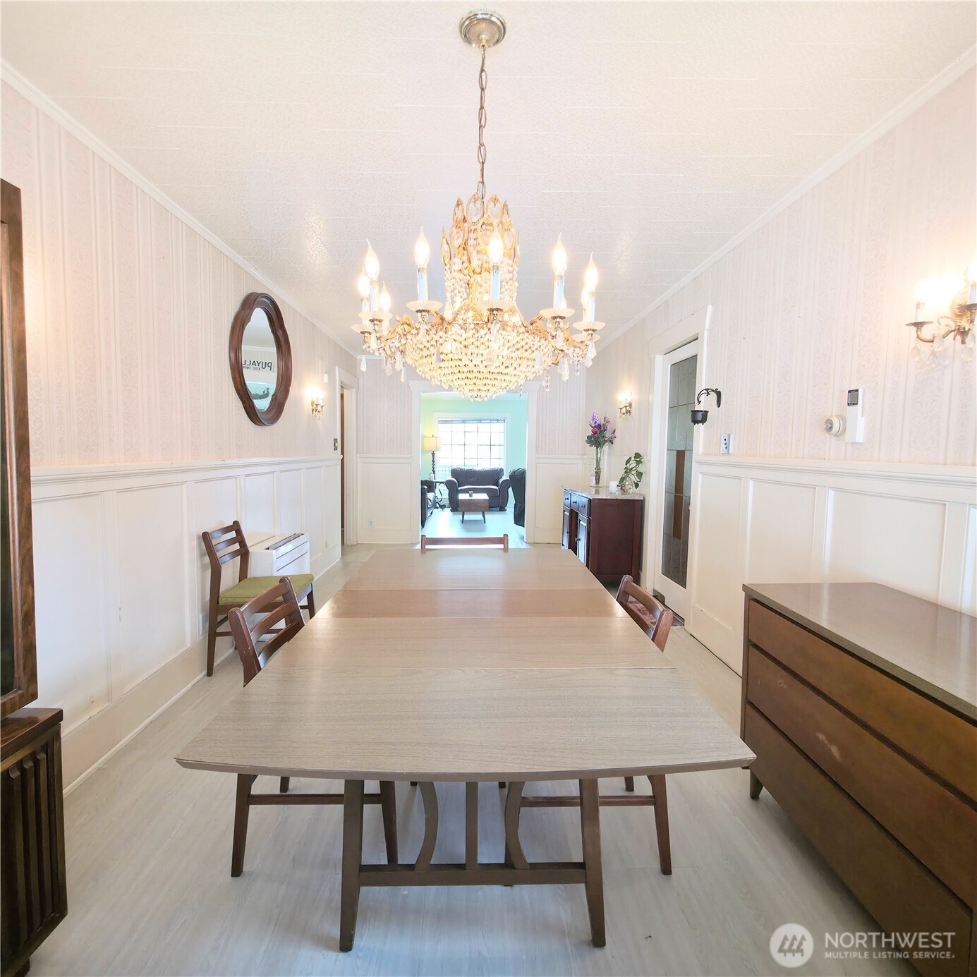 723 5th Avenue Property Photo 4