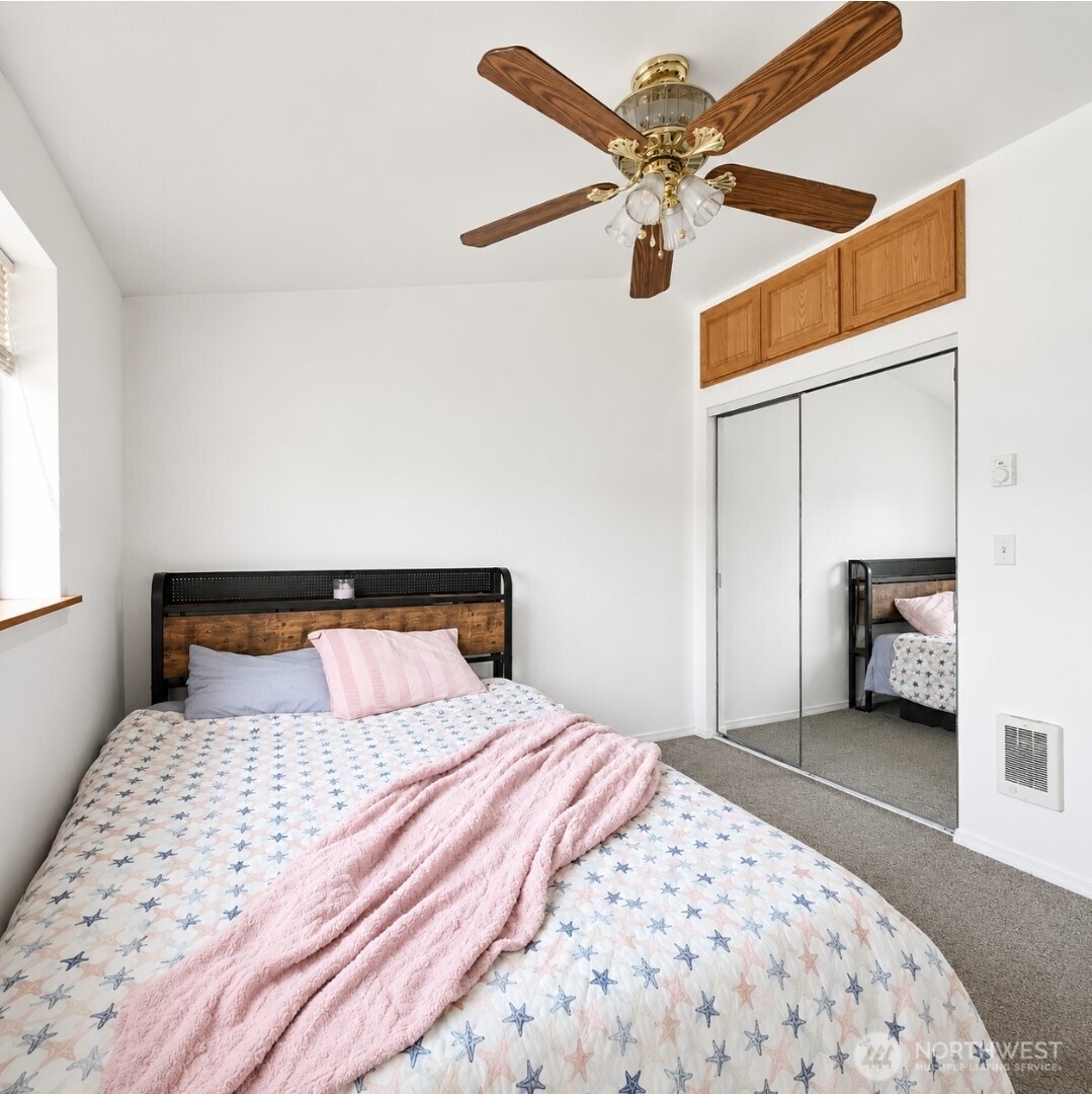 723 5th Avenue Property Photo 13