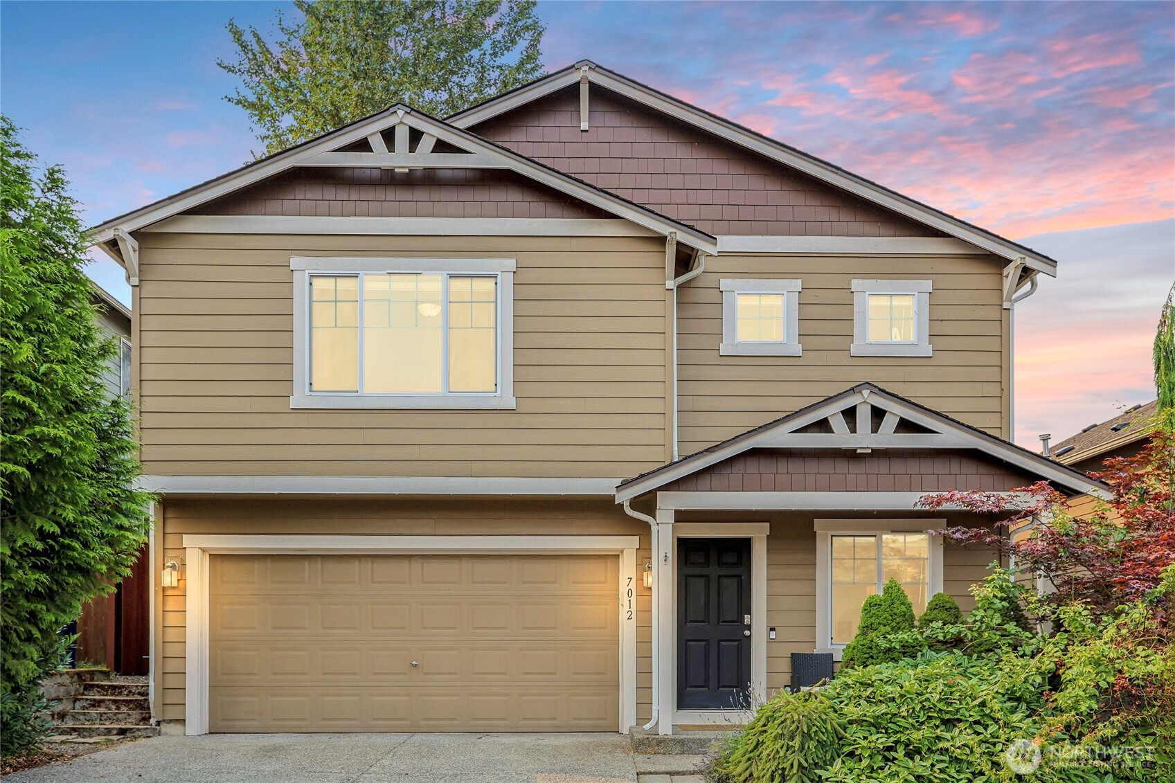 7012 18th Place Property Photo 1