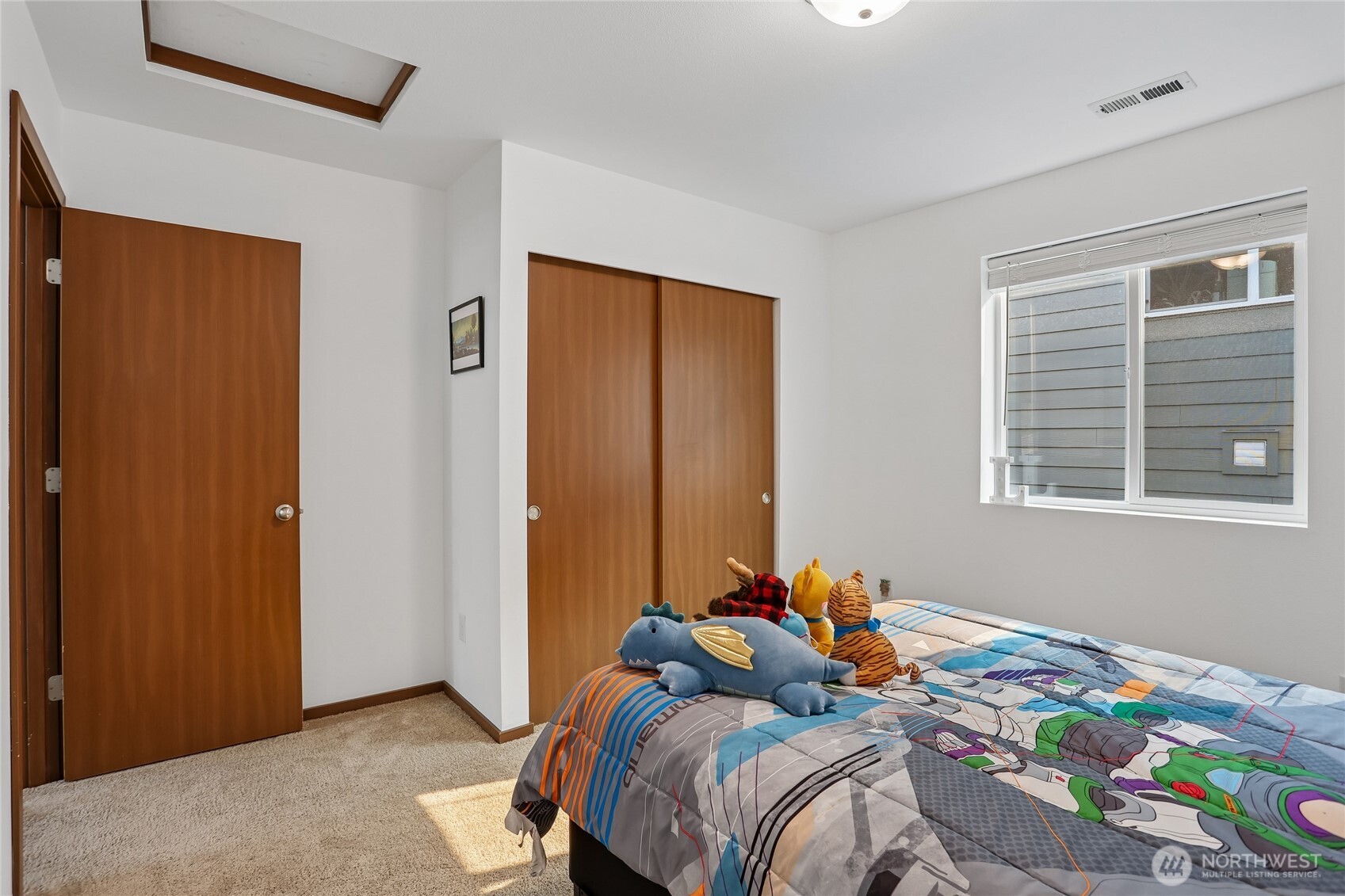 7012 18th Place Property Photo 14