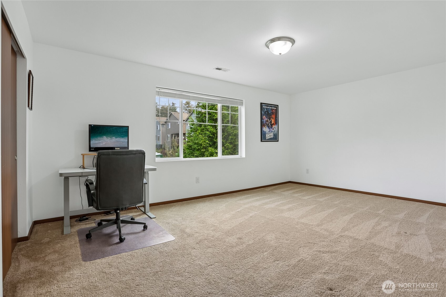 7012 18th Place Property Photo 17