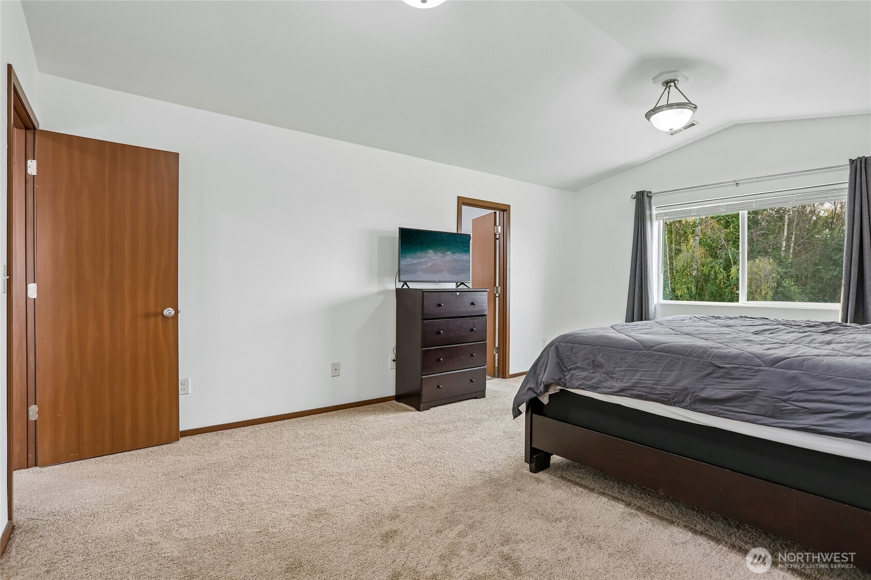 7012 18th Place Property Photo 24
