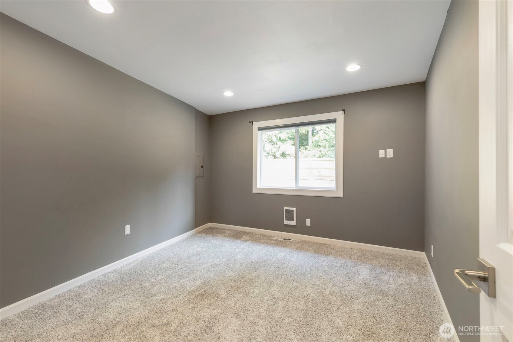 635 Ne Stenman Lane Property Photo 26
