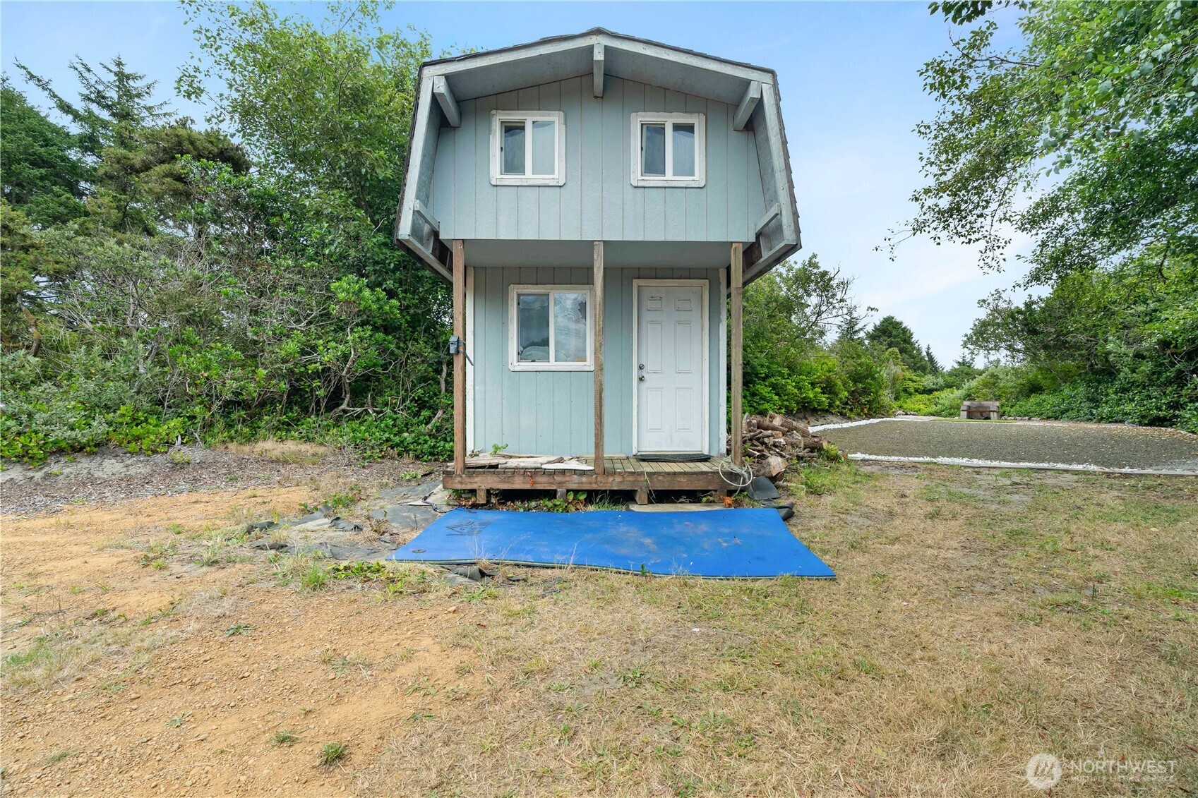 363 Geoduck Loop Property Photo 4