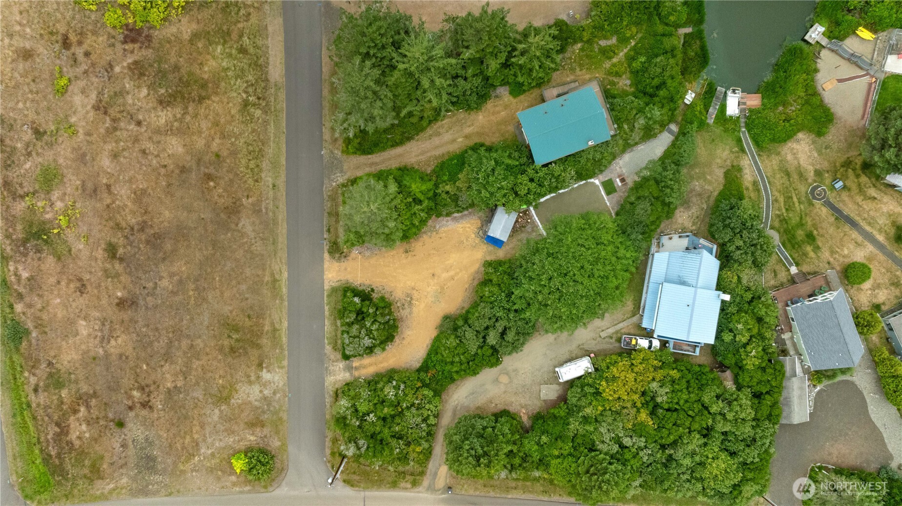 363 Geoduck Loop Property Photo 14
