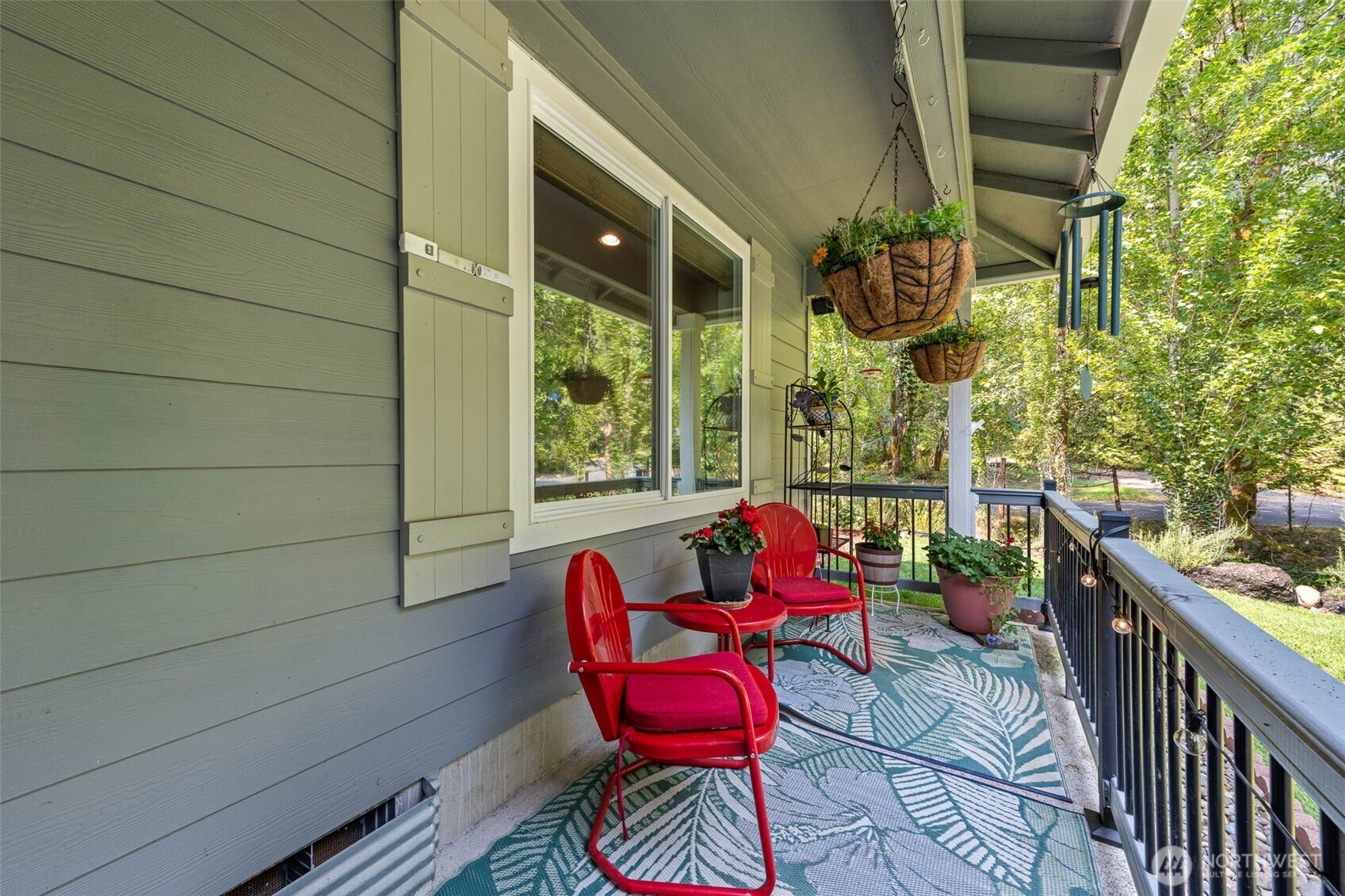159 E Nantucket Road Property Photo 4