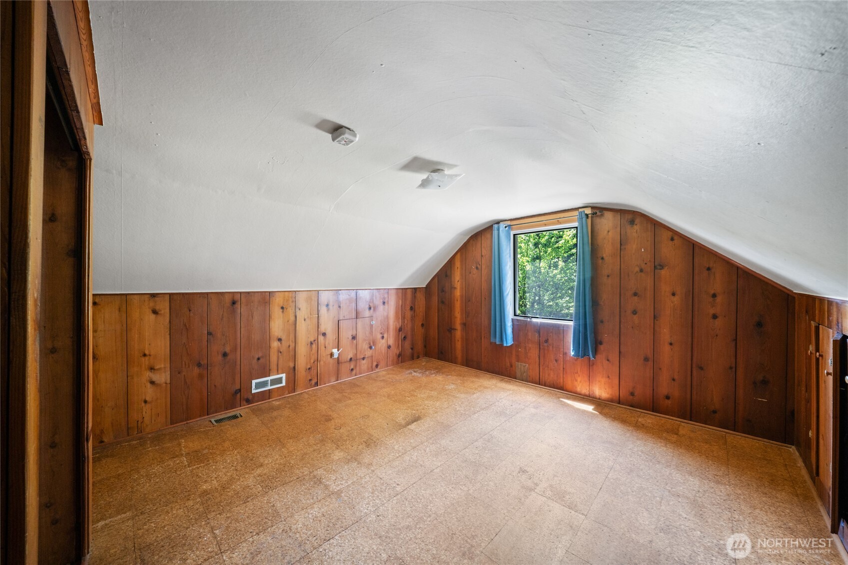 232 Lark Street Property Photo 26