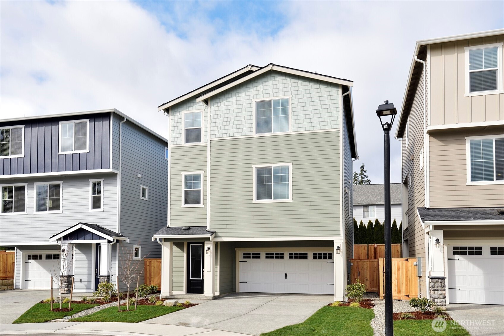 15124 87th Place Property Photo 3