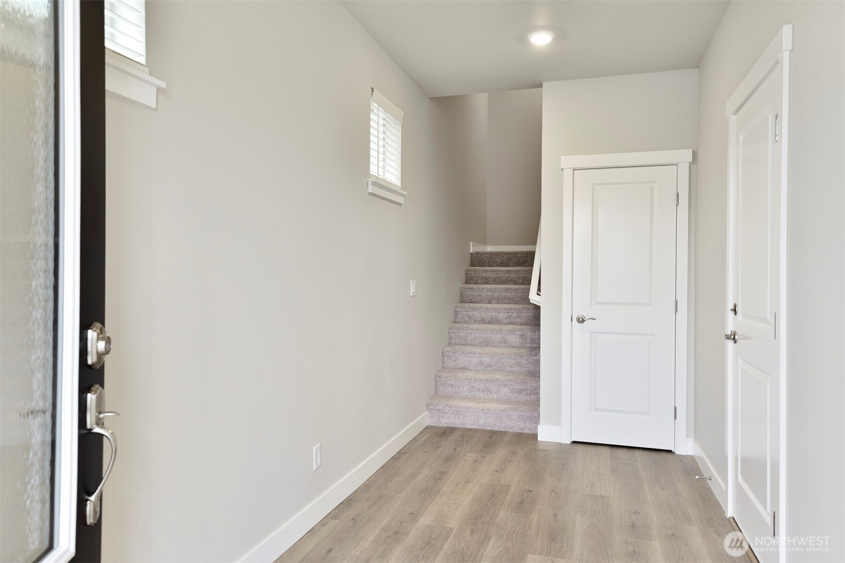 15124 87th Place Property Photo 4