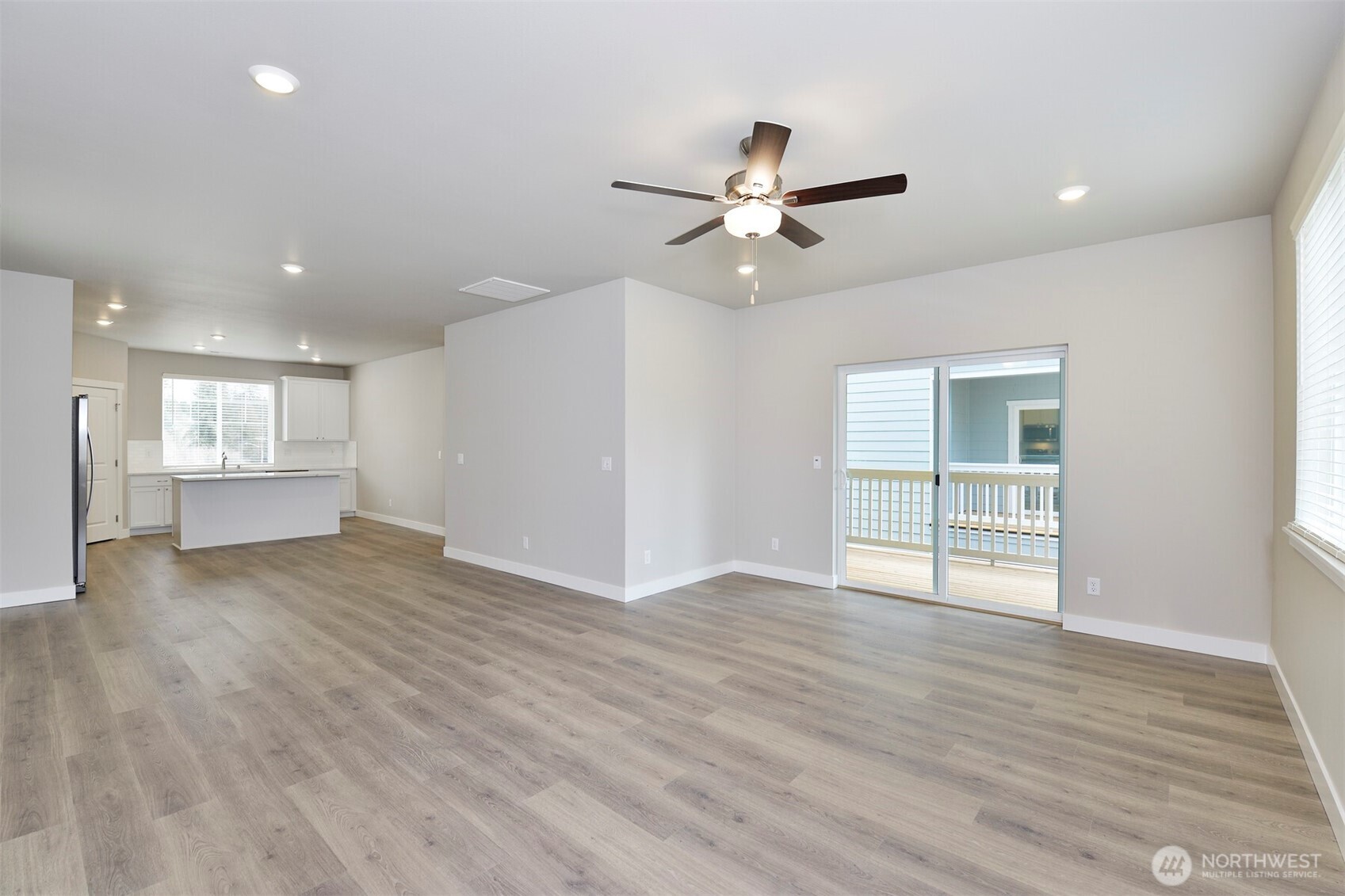 15124 87th Place Property Photo 6