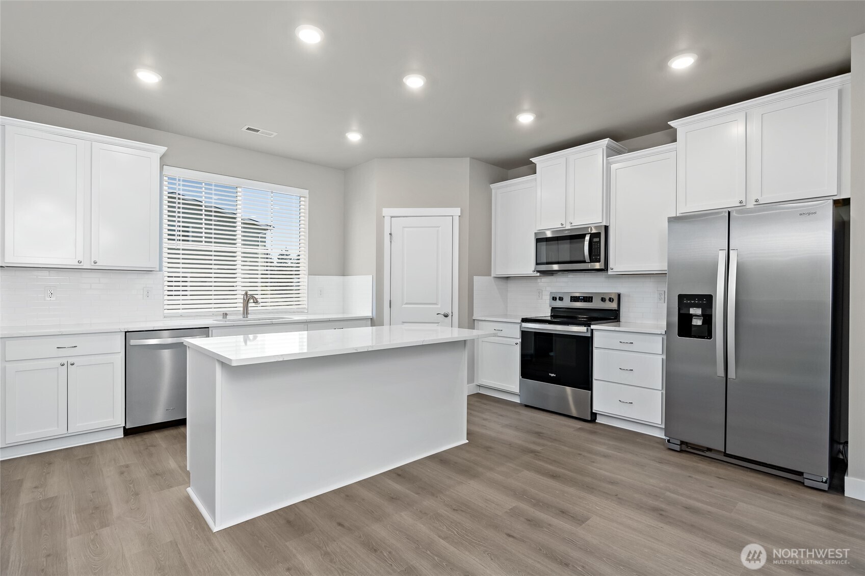 15124 87th Place Property Photo 7