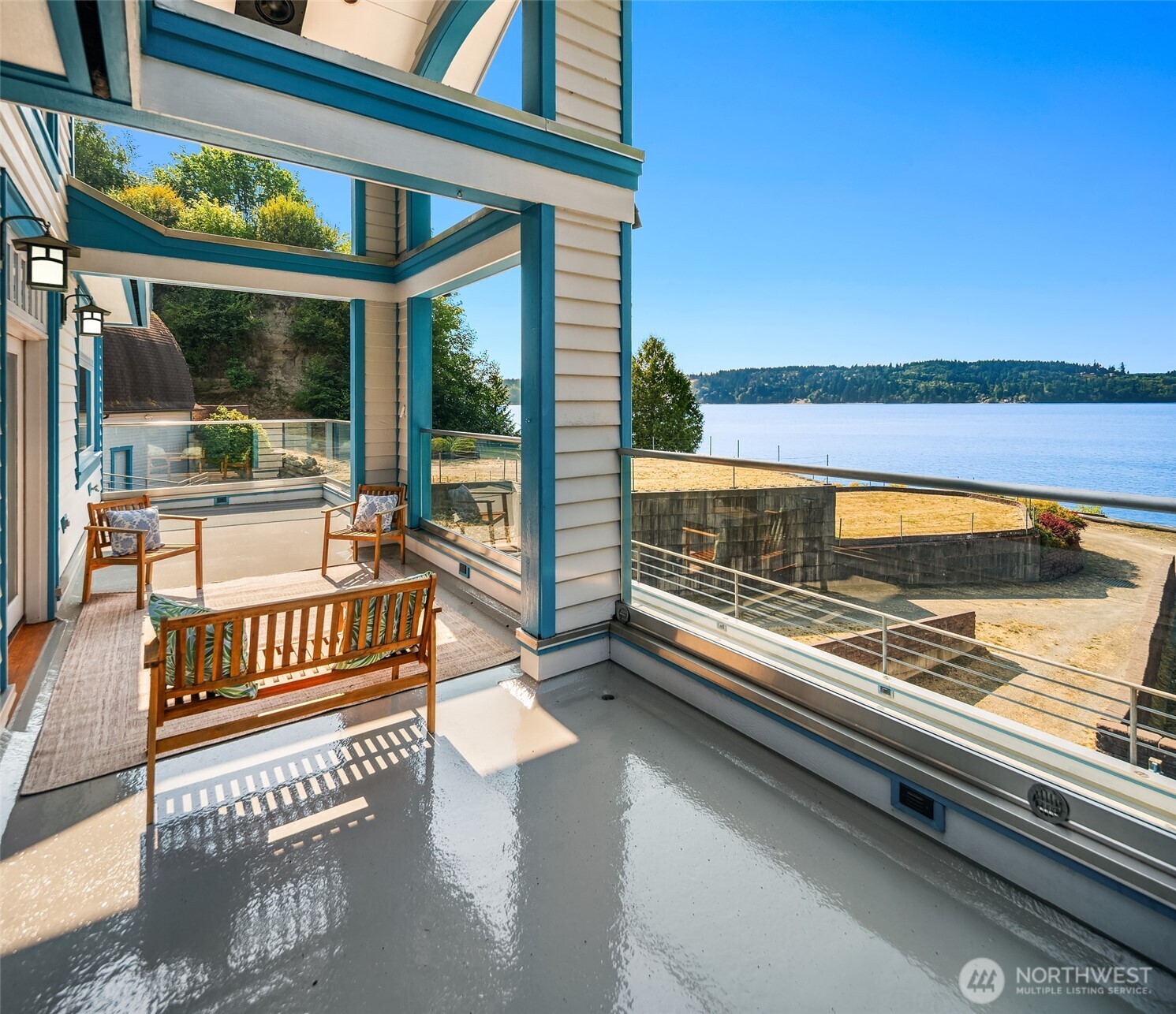 16075 Crescent Drive Property Photo 14