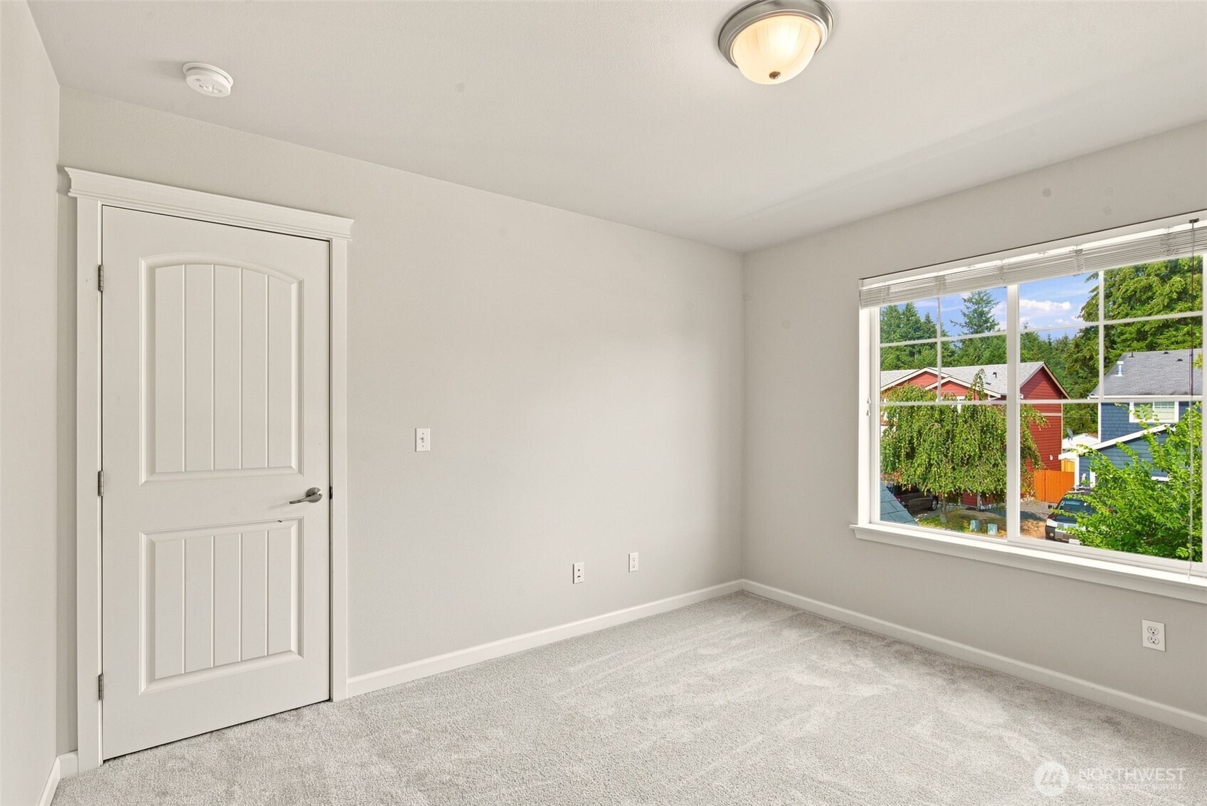 1415 Farina Loop Property Photo 31