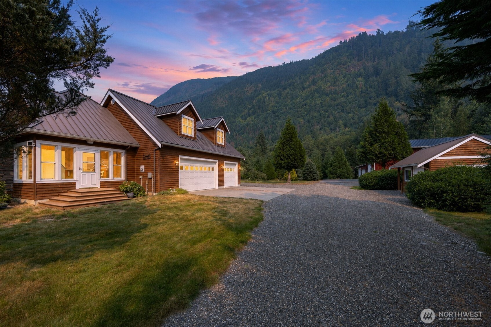 7630 Bear Ridge Way Property Photo 3