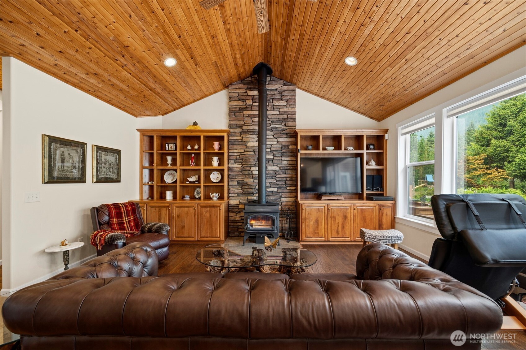 7630 Bear Ridge Way Property Photo 6