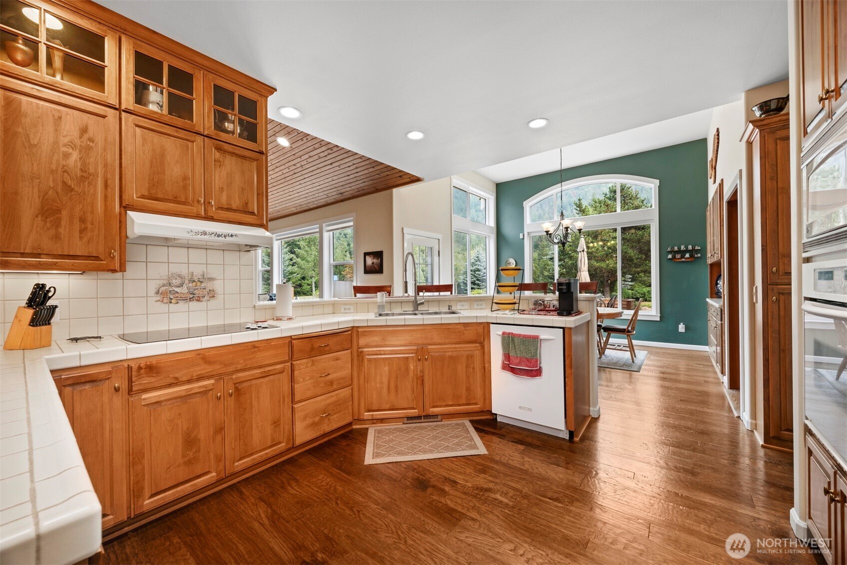 7630 Bear Ridge Way Property Photo 10