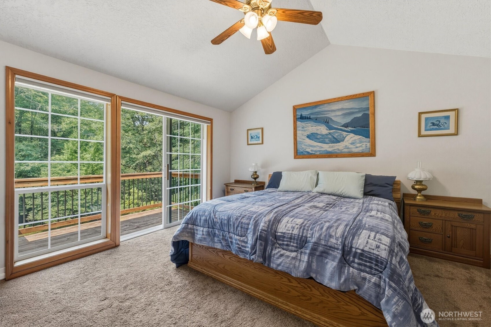 558 Spruce Creek Road Property Photo 10